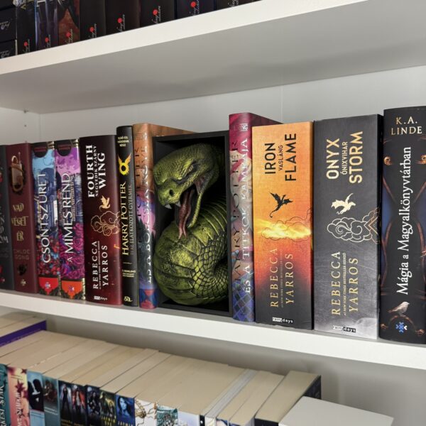 Kígyó booknook